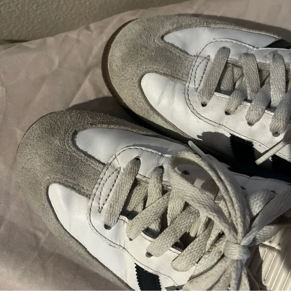 Adidas Samba Classic Men's Shoes - White and Black - Picture 5 of 5